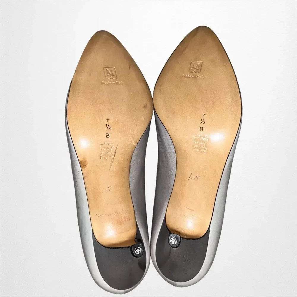 BRUNO MAGLI Two Toned Gray Pumps Heels With GoldTone Embellishment Size7-1/2 B